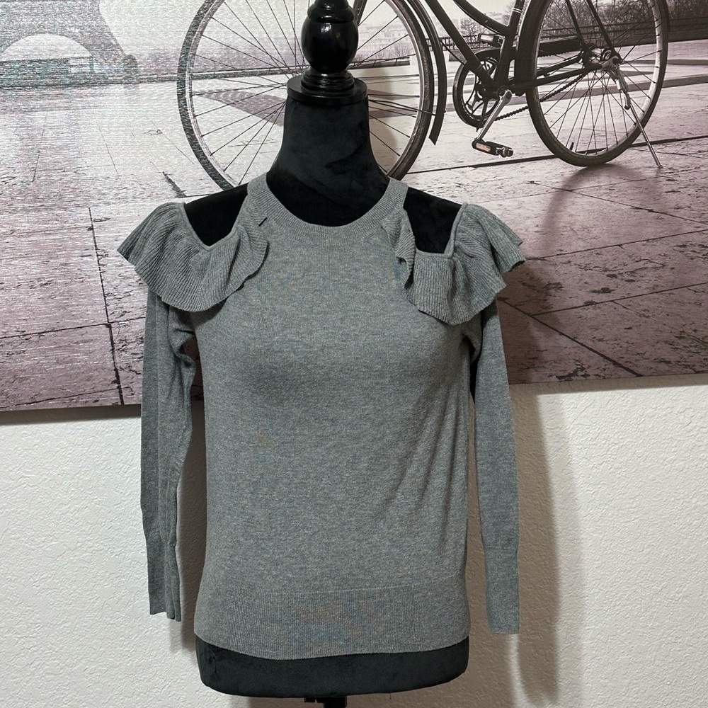 EUC-BP-cold shoulder top-small